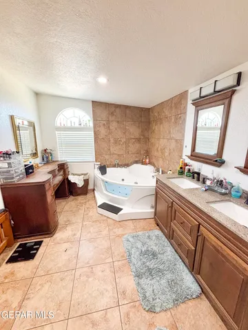 $381,000 | 180 Lecompte Street, El Paso, TX 79928