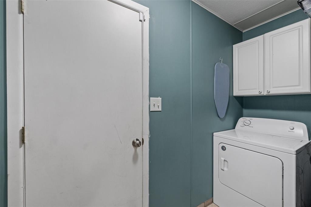 4111 Davis Road Granbury, TX 76049 - Photo 14 of 33