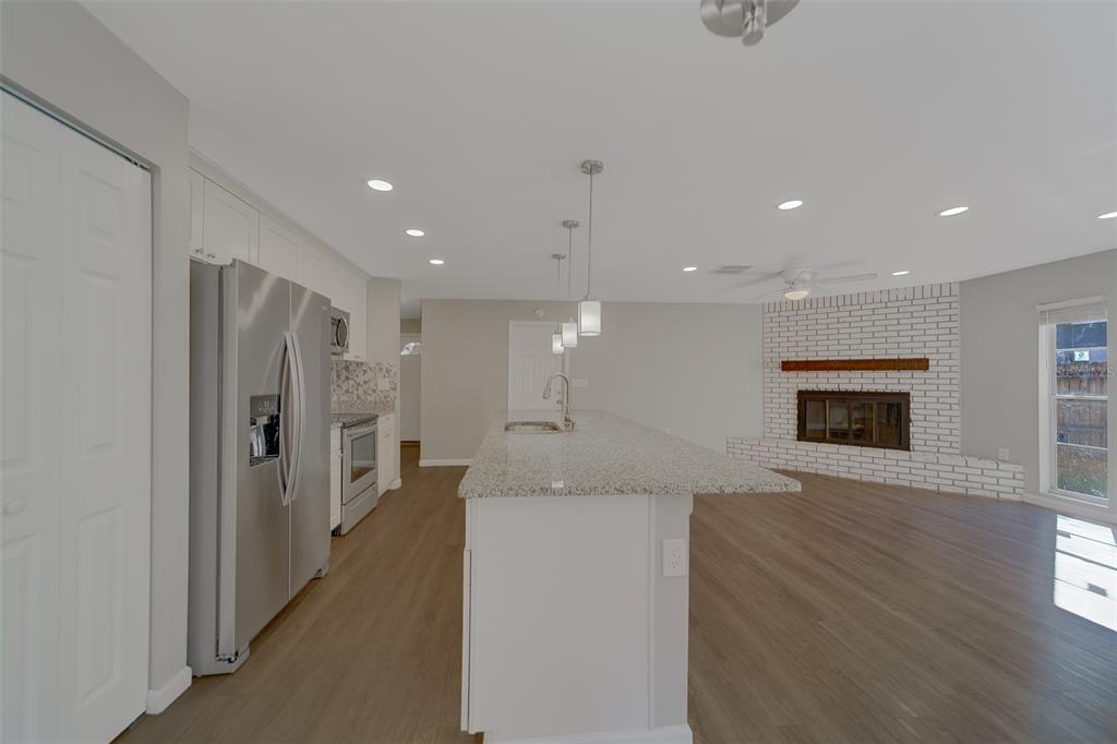 1790 East Orangeside Road Palm Harbor, FL 34683 - Photo 13 of 70