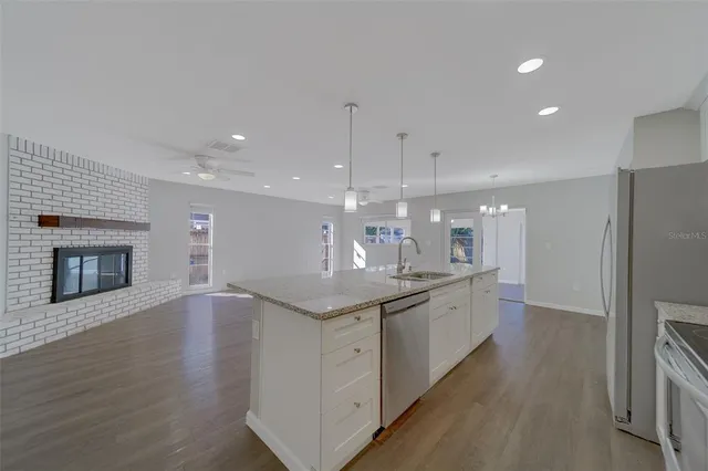 $429,000 | 1790 East Orangeside Road, Palm Harbor, FL 34683