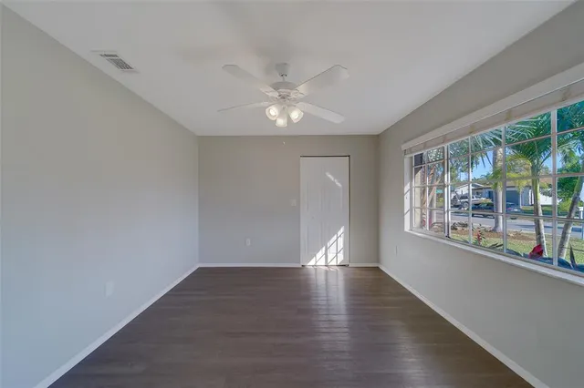 $429,000 | 1790 East Orangeside Road, Palm Harbor, FL 34683