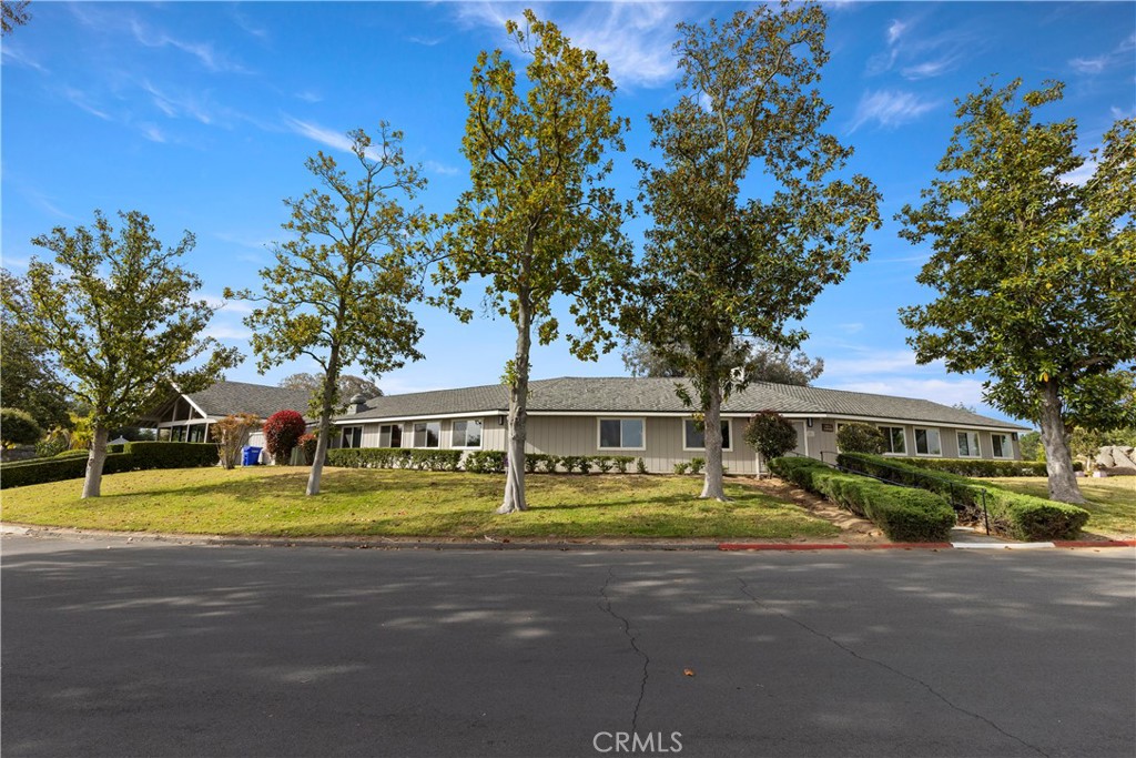 18218 Paradise Mountain Road, Unit 118 Valley Center, CA 92082 - Photo 47 of 56 CLUBHOUSE