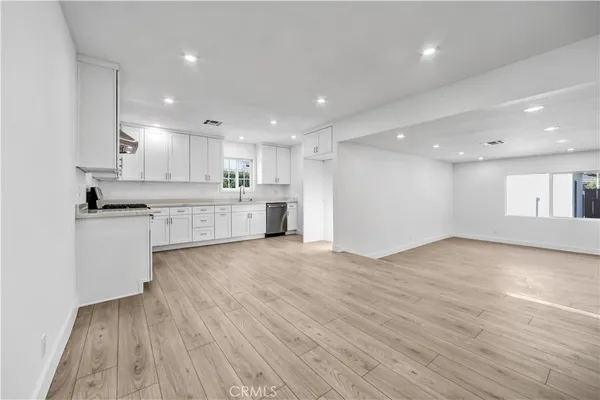 $1,159,000 | 14857 Tuba Street, Mission Hills, CA 91345