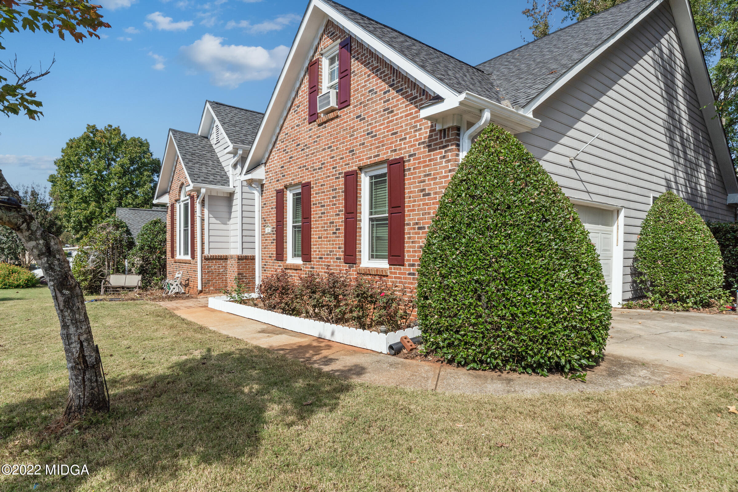 198 Springfield Boulevard Macon, GA 31210 - Photo 3 of 34 198 Springfield Blvd-00189