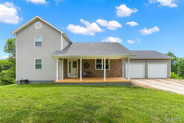 $380,000 | 4748 Hilltop Drive, Washington, MO 63090