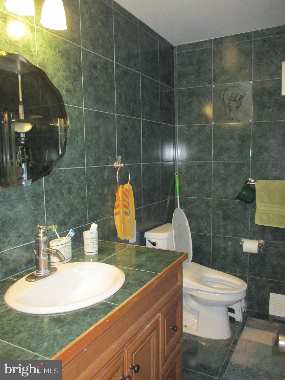 9826 Bridle Road Philadelphia, PA 19115 - Photo 29 of 40