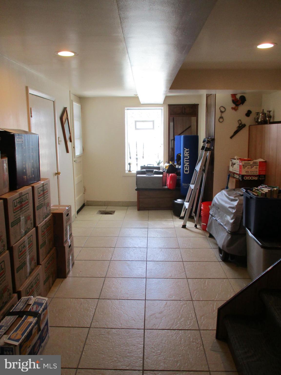 9826 Bridle Road Philadelphia, PA 19115 - Photo 36 of 40