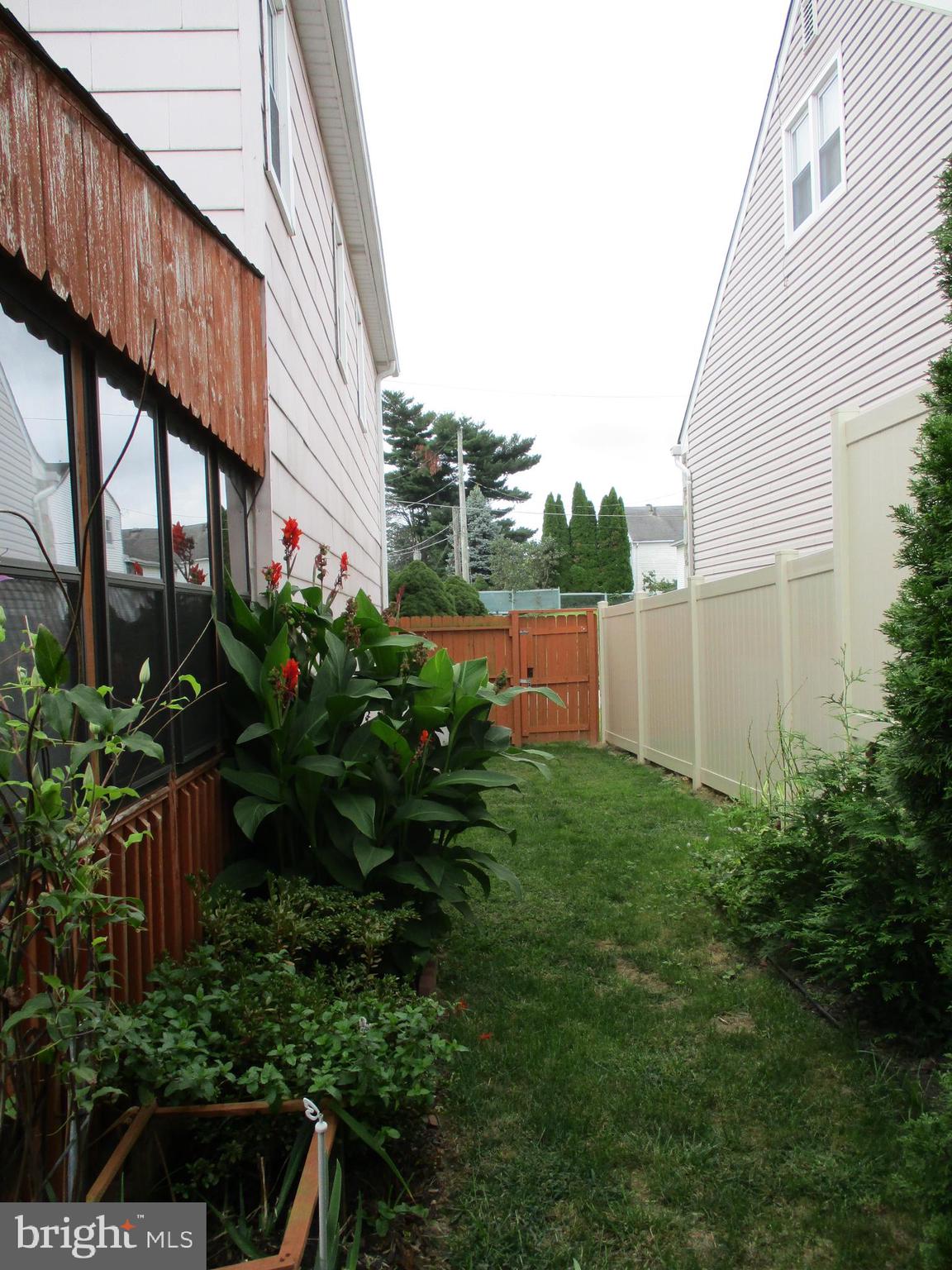 9826 Bridle Road Philadelphia, PA 19115 - Photo 39 of 40