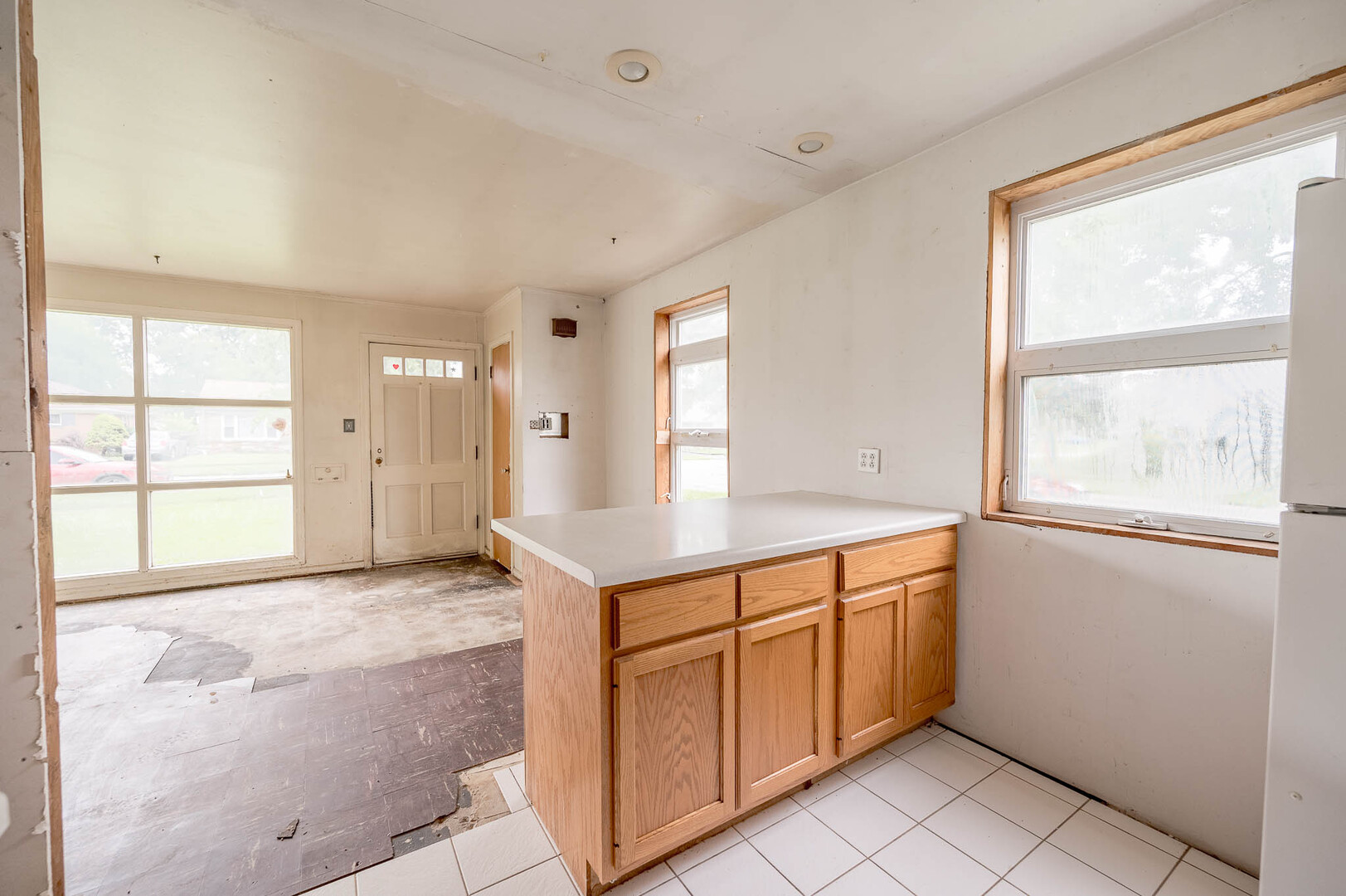2141 Spruce Road Homewood, IL 60430 - Photo 3 of 13