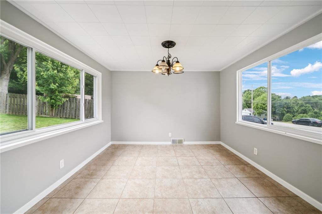 141 Beech Road Pittsburgh, PA 15239 - Photo 12 of 34 Gallery Image 12
