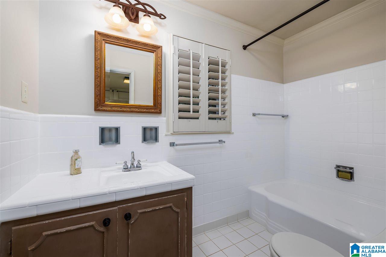1832 Laurel Road Birmingham, AL 35216 - Photo 29 of 49