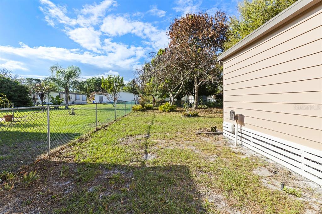 2828 Southwest Toronado Trail Stuart, FL 34997 - Photo 27 of 46
