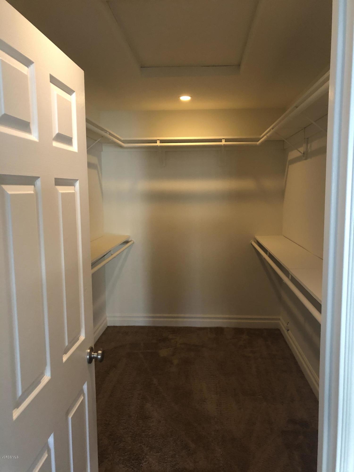 4889 Leeds Street Simi Valley, CA 93063 - Photo 16 of 30 AE0ECB2E-FD27-4B02-8F96-8BFAADA85DA5