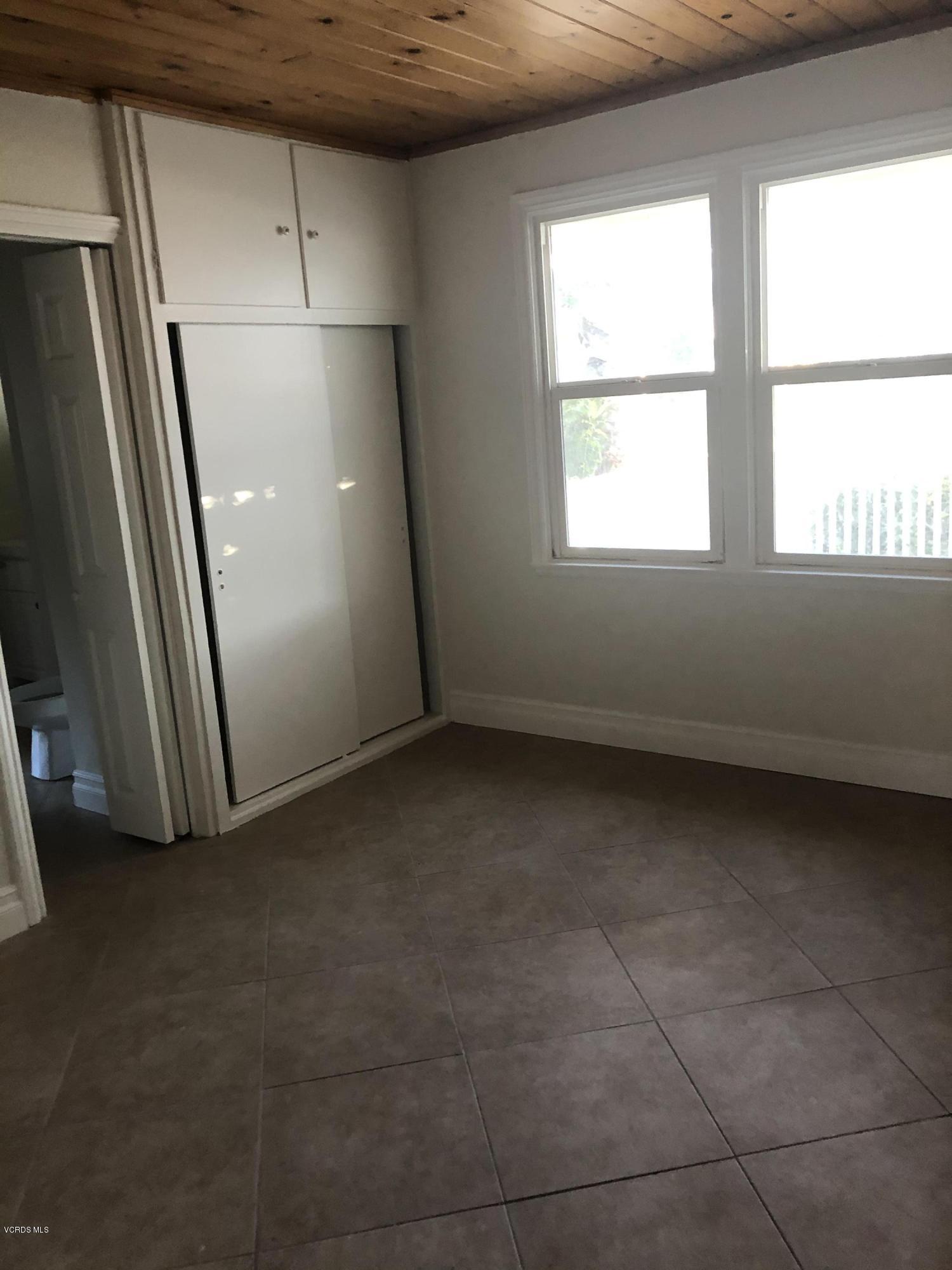 4889 Leeds Street Simi Valley, CA 93063 - Photo 21 of 30 400DFCD3-F715-4B17-AF63-A587D87ECA45