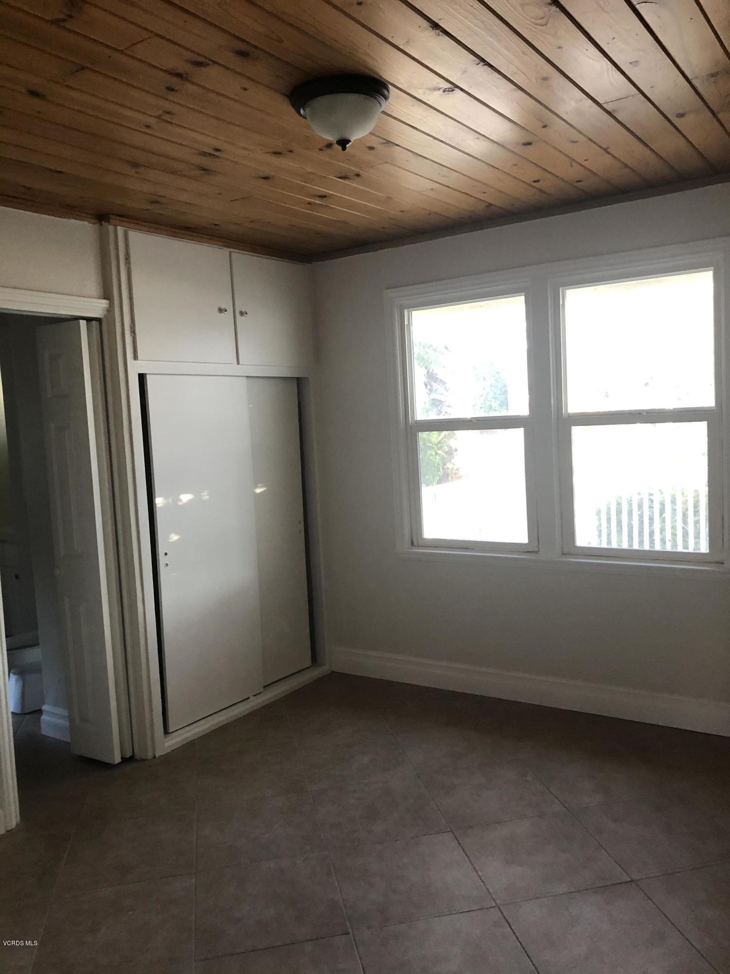 4889 Leeds Street Simi Valley, CA 93063 - Photo 22 of 30 C437702A-D085-456E-AC3B-7A325B03B354