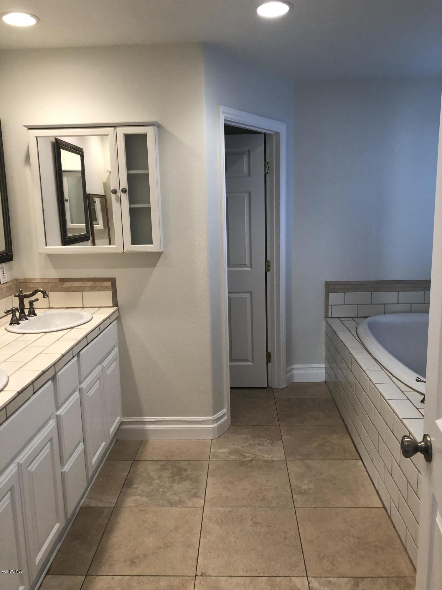 4889 Leeds Street Simi Valley, CA 93063 - Photo 23 of 30 06C6A822-7616-442C-85ED-0D86570A4D41