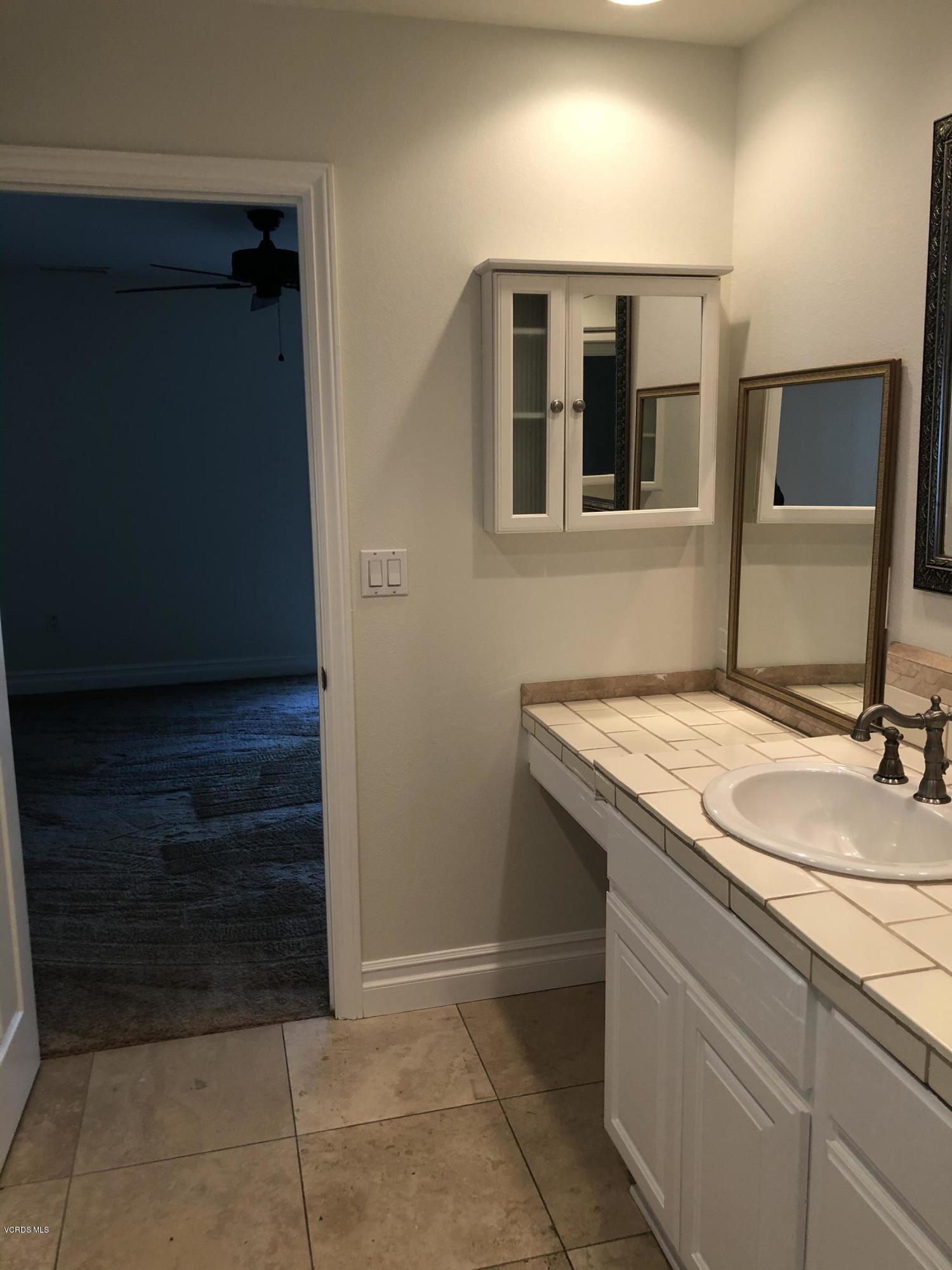 4889 Leeds Street Simi Valley, CA 93063 - Photo 25 of 30 164FA9FA-5001-4E42-AA55-0C5FD930B164