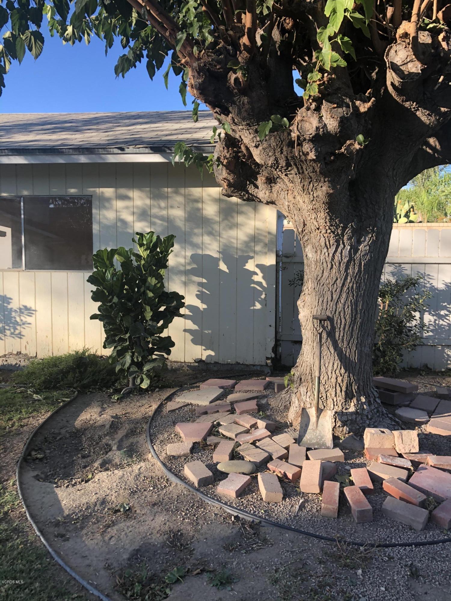 4889 Leeds Street Simi Valley, CA 93063 - Photo 30 of 30 C4CA2537-A8B5-4D15-95F0-B623D4E61F3C