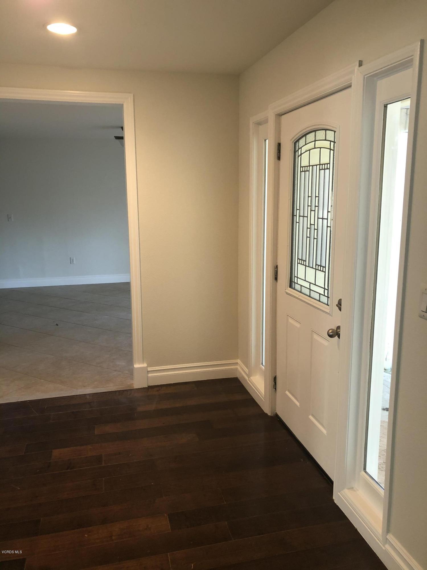 4889 Leeds Street Simi Valley, CA 93063 - Photo 7 of 30 5409CEB4-C5BB-4D45-9816-947677553191