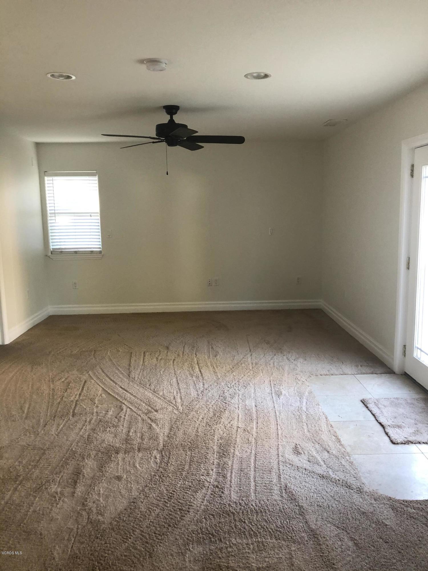 4889 Leeds Street Simi Valley, CA 93063 - Photo 9 of 30 E4E90C00-33DF-4C3C-9388-FE7E9BB6AA9A