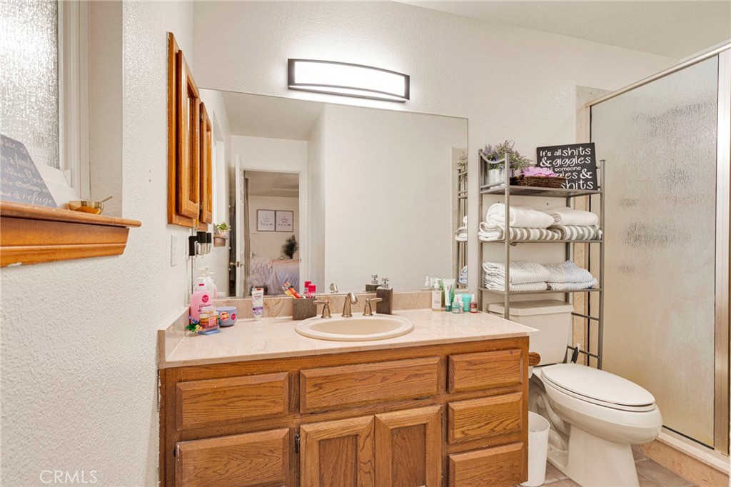 14185 Cuyamaca Road Apple Valley, CA 92307 - Photo 15 of 48