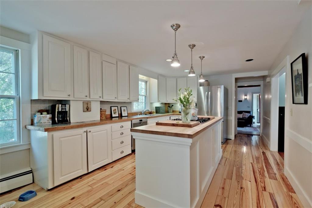 397 Summit Street Portland, ME 04103 - Photo 9 of 31 Photo