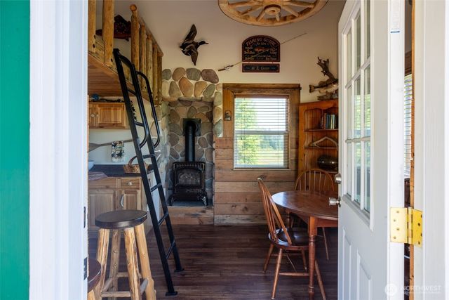 a view of a interior of the house
