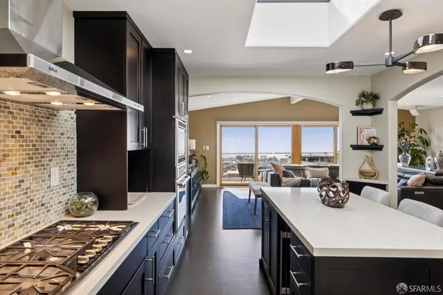 $3,688,000 | 2123 Funston Avenue, San Francisco, CA 94116