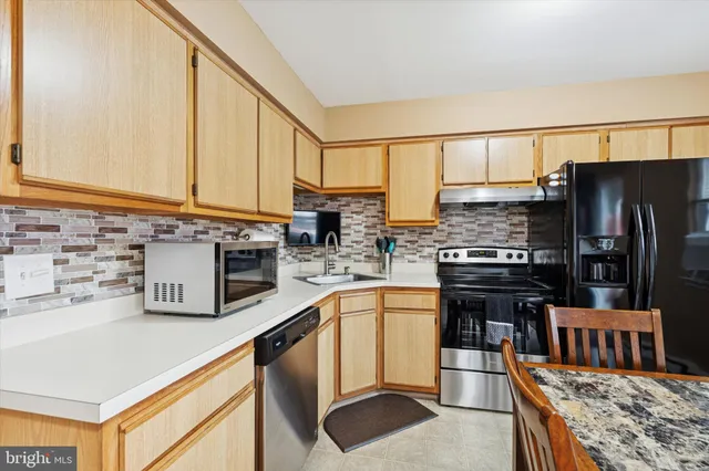 $250,000 | 421 Blaker Drive, East Greenville, PA 18041