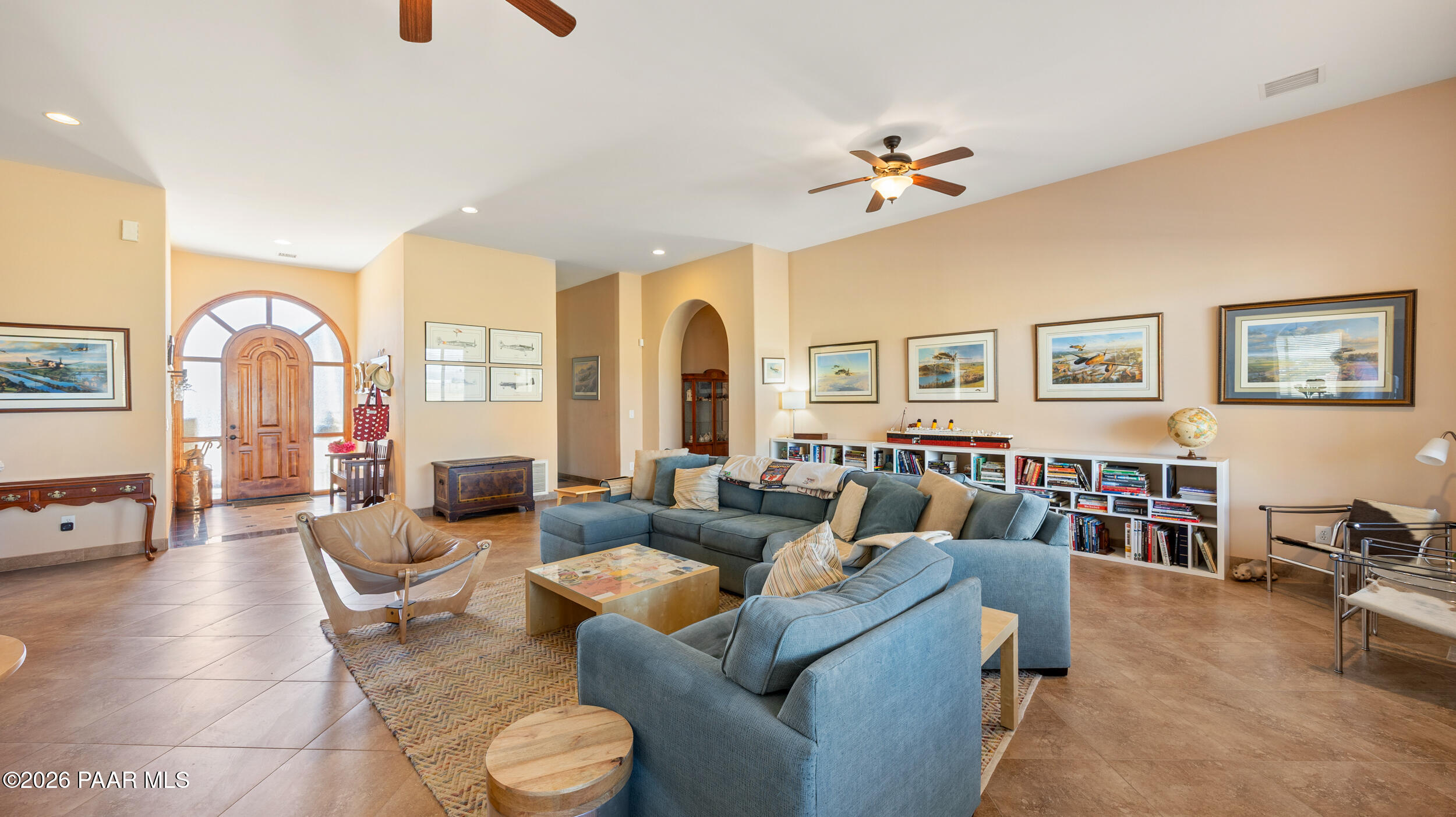 9605 North Coyote Springs Road Prescott Valley, AZ 86315 - Photo 12 of 44 Living Room