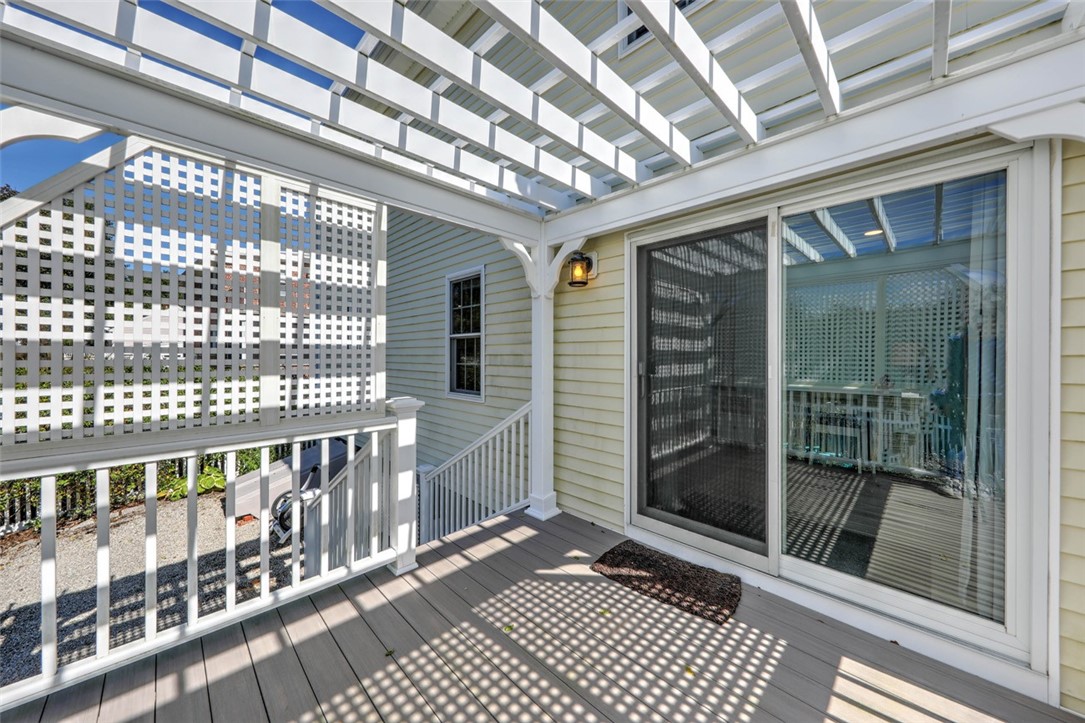67 Treasure Road Narragansett, RI 02882 - Photo 23 of 44