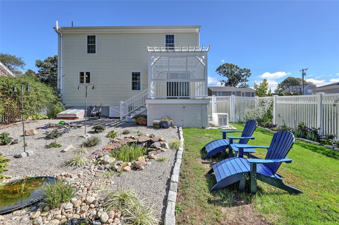 67 Treasure Road Narragansett, RI 02882 - Photo 37 of 44