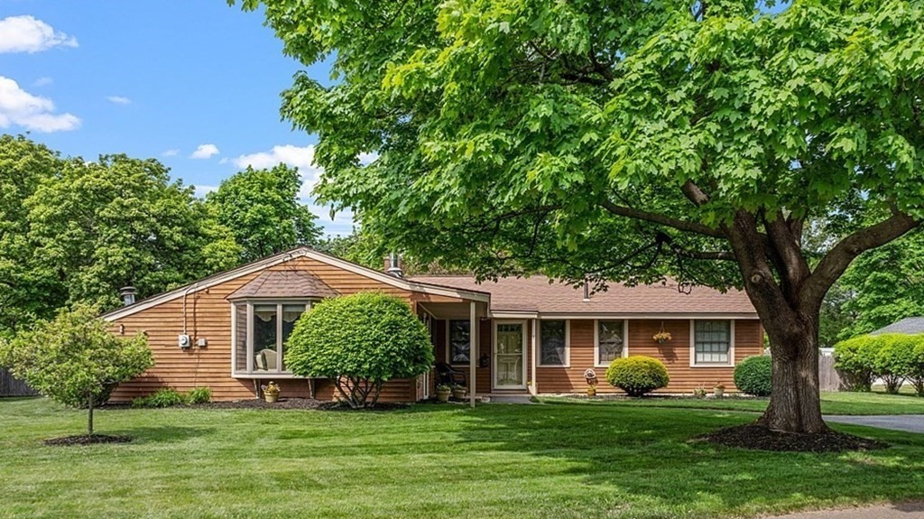 8 Amherst Street Danvers, MA 01923 - Photo 2 of 30 Gallery Image 2