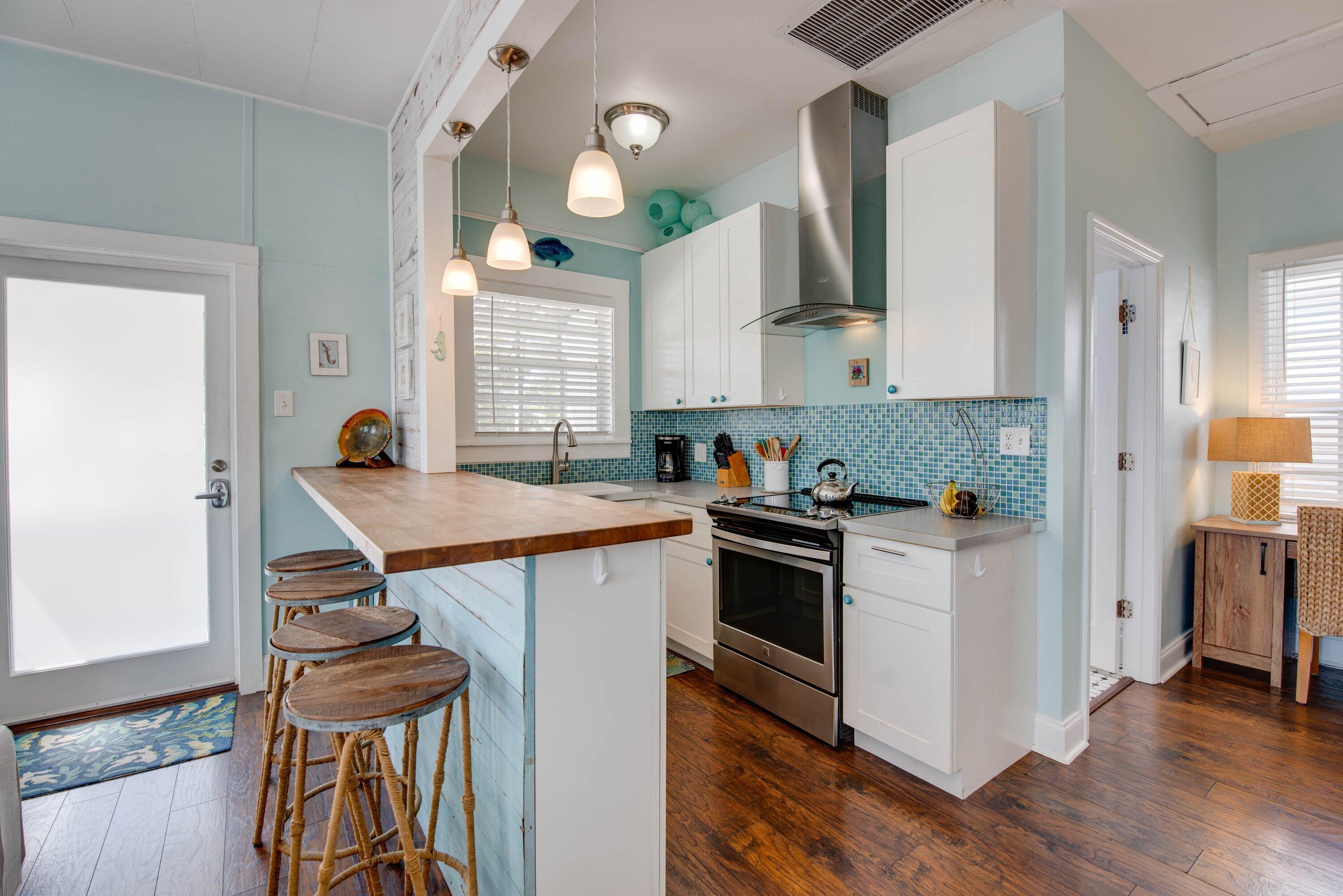 828 White Street, Unit 1 Key West, FL 33040 - Photo 12 of 43 WhiteStreet-KeyWest-FL-33040-SMALL