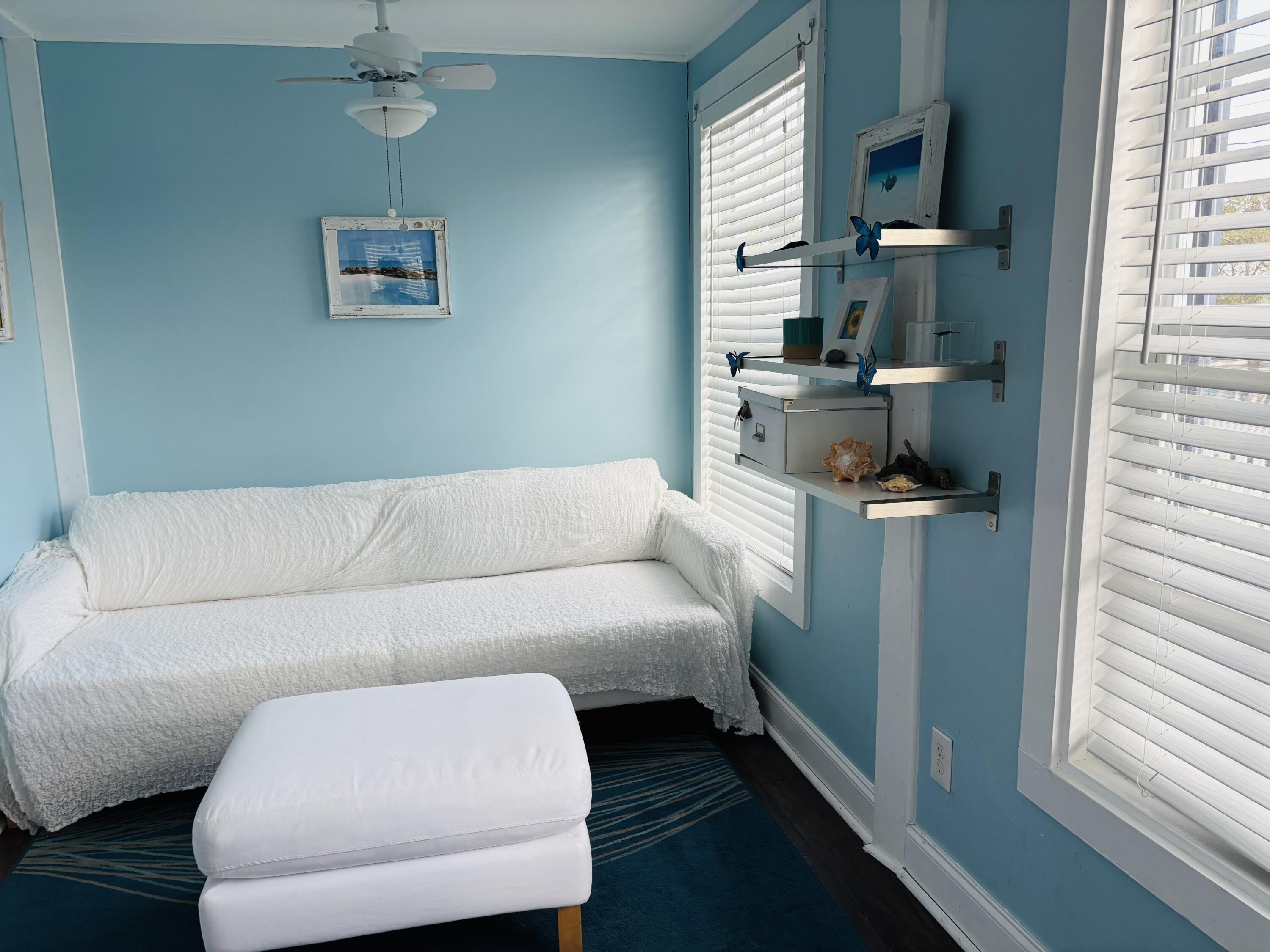 828 White Street, Unit 1 Key West, FL 33040 - Photo 19 of 25 IMG_9510