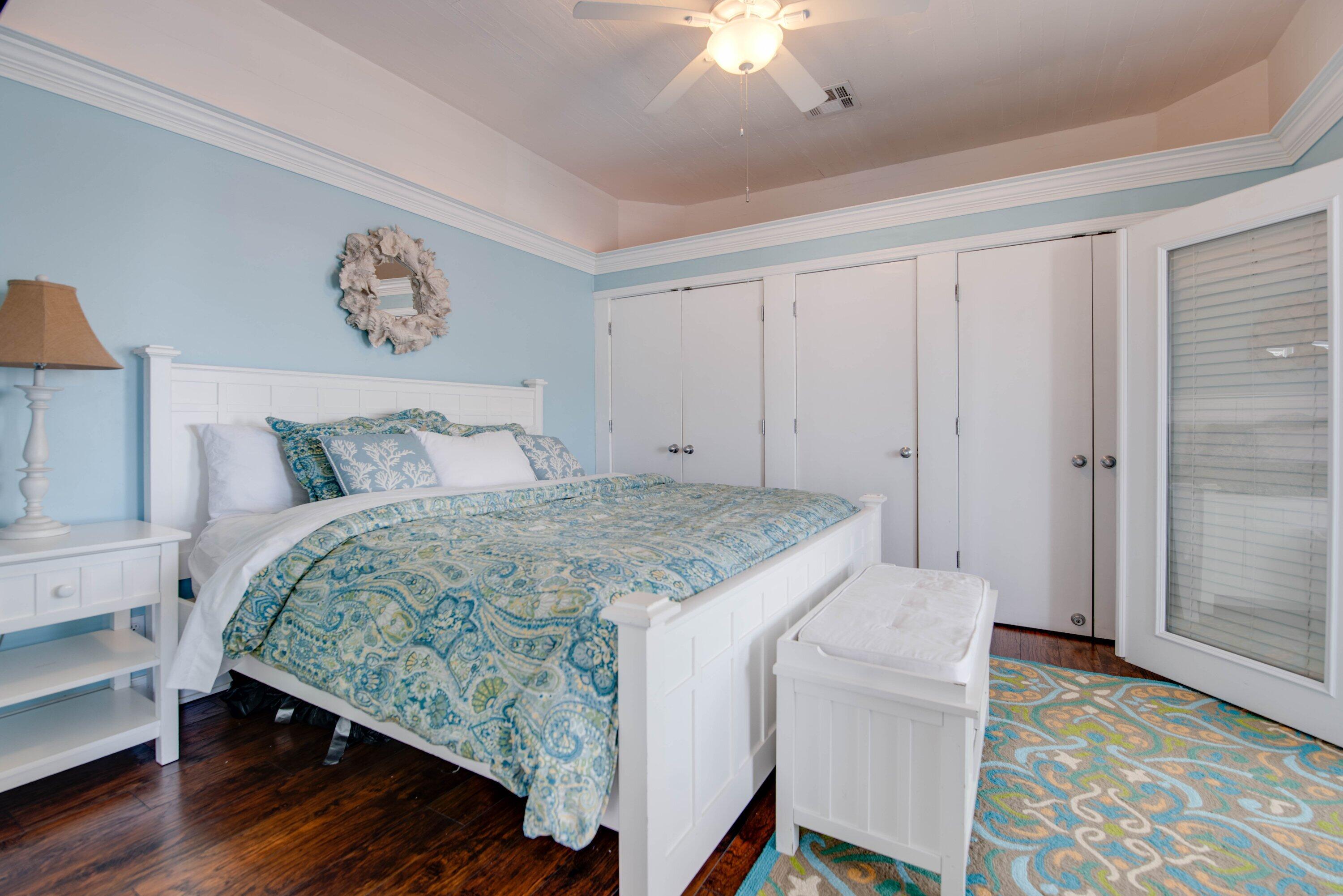 828 White Street, Unit 1 Key West, FL 33040 - Photo 19 of 43 WhiteStreet-KeyWest-FL-33040-SMALL