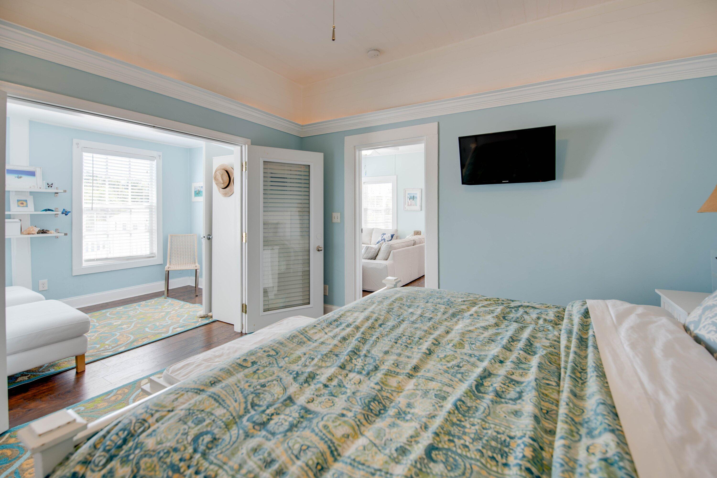 828 White Street, Unit 1 Key West, FL 33040 - Photo 21 of 43 WhiteStreet-KeyWest-FL-33040-SMALL