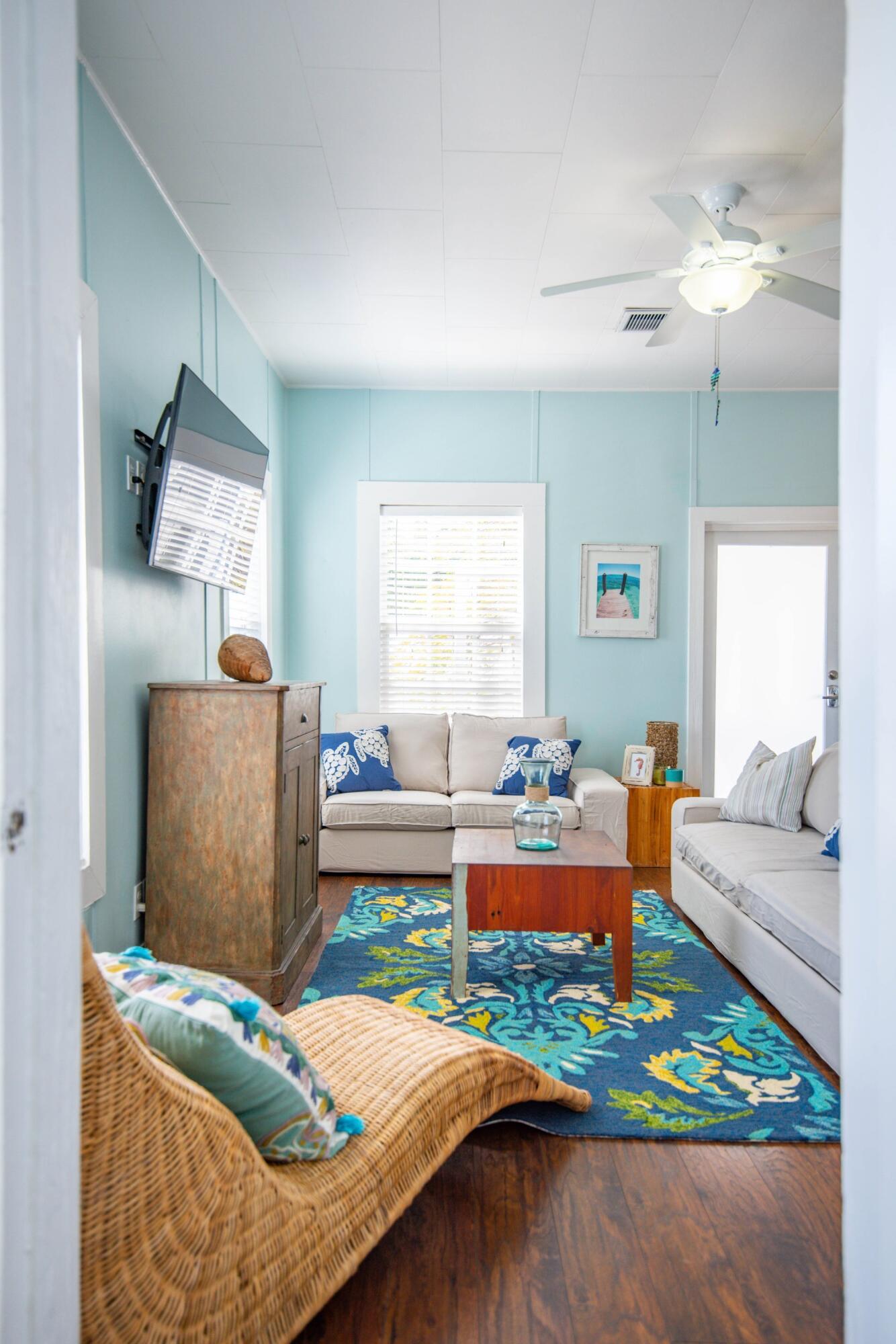 828 White Street, Unit 1 Key West, FL 33040 - Photo 29 of 43 WhiteStreet-KeyWest-FL-33040-SMALL