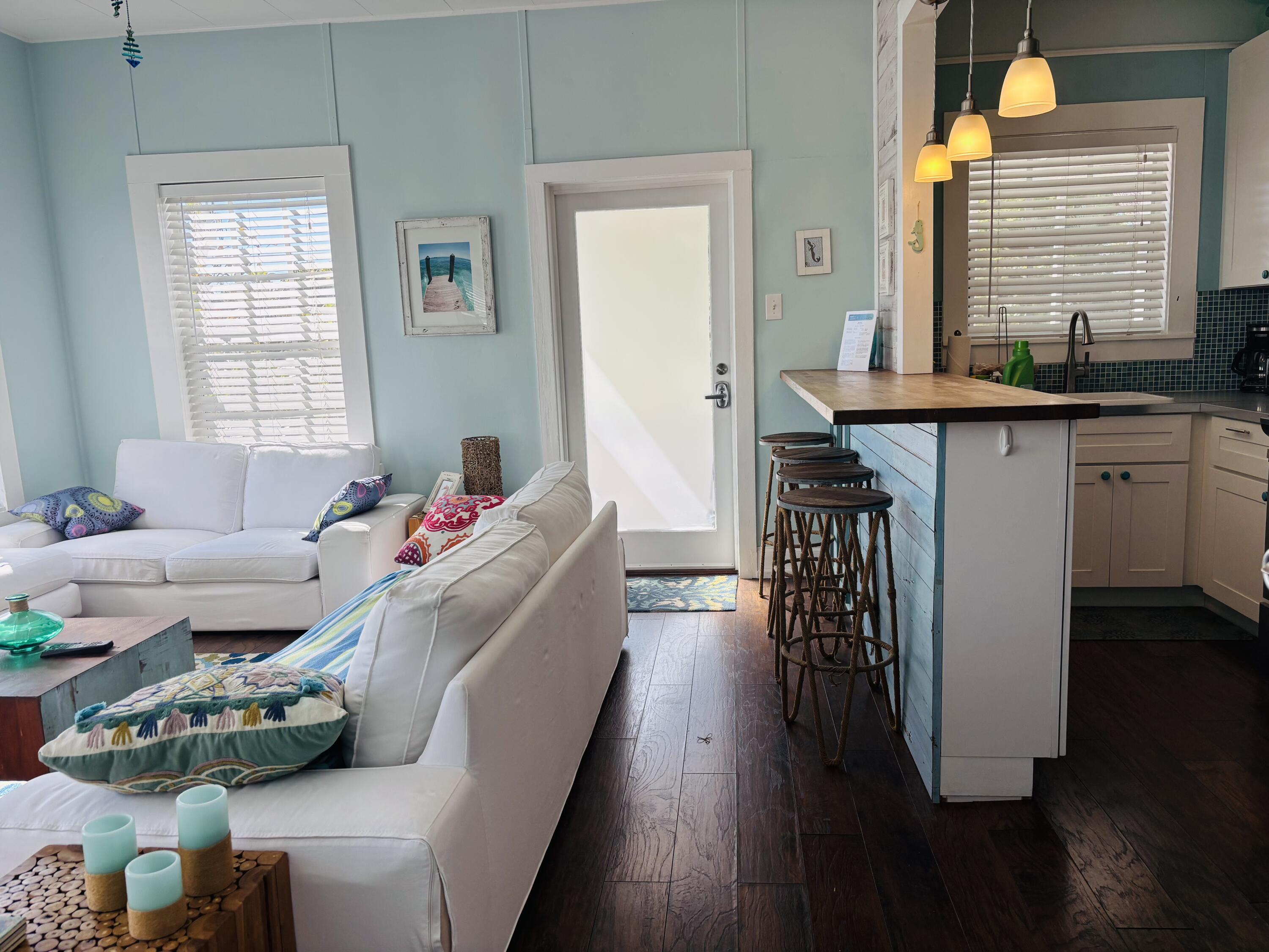 828 White Street, Unit 1 Key West, FL 33040 - Photo 9 of 25 IMG_9570