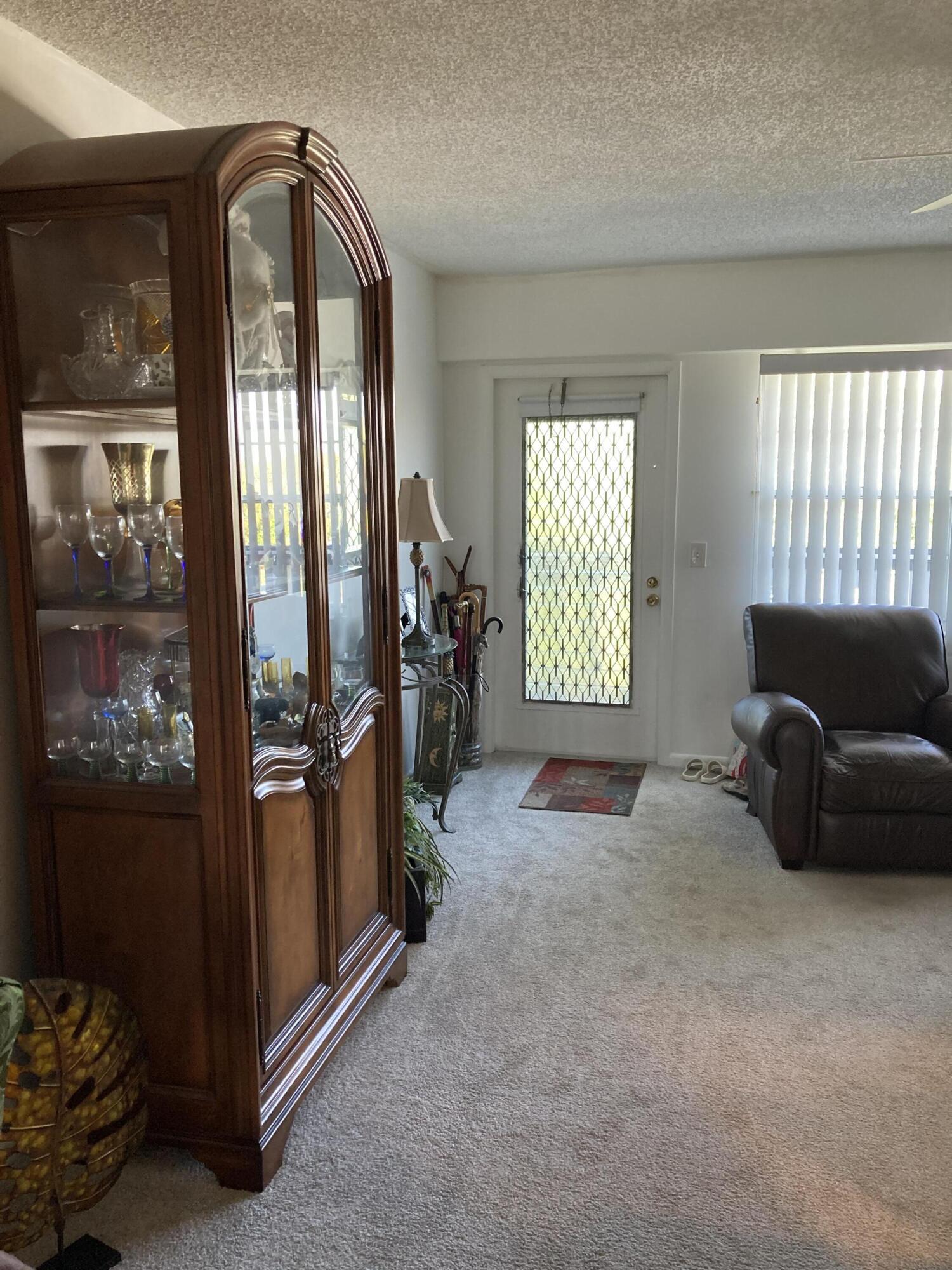 287 Suffolk F Boca Raton, FL 33434 - Photo 9 of 21 IMG_4922