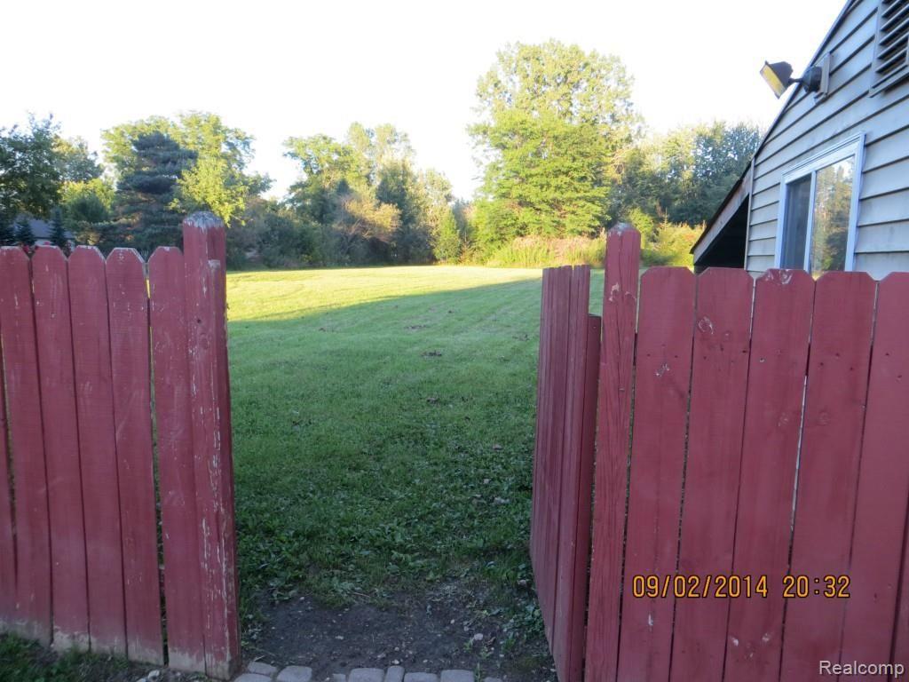 7163 Porter Road Grand Blanc, MI 48439 - Photo 28 of 36 IMG_0285.jpg