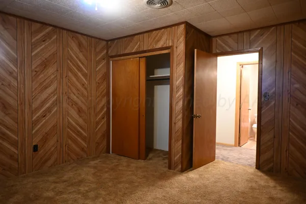 $230,000 | 302 North MacKenzie Avenue, Stinnett, TX 79083
