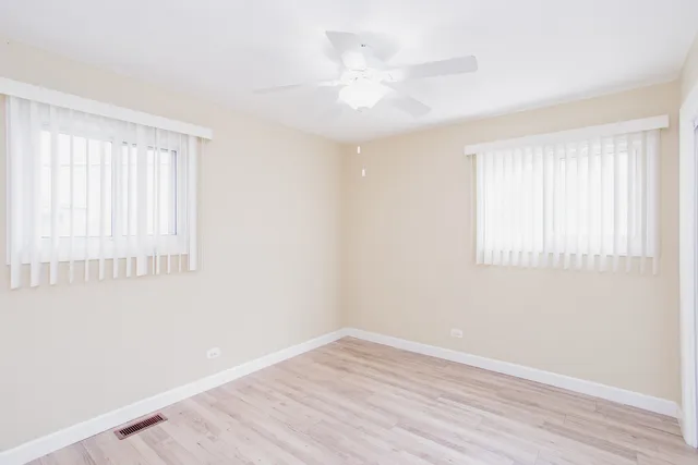 $3,100 | 720 Durham Lane, Hoffman Estates, IL 60169