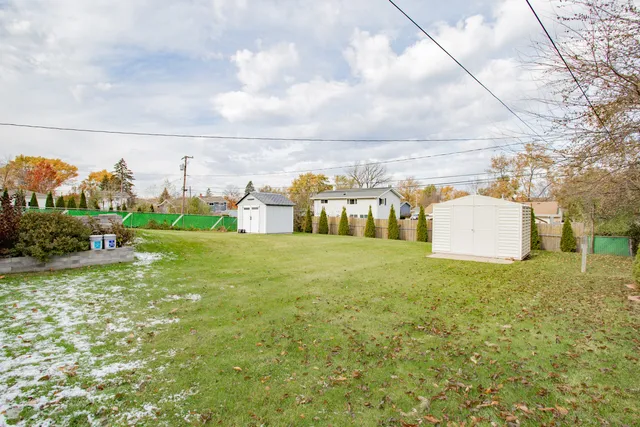 $3,100 | 720 Durham Lane, Hoffman Estates, IL 60169