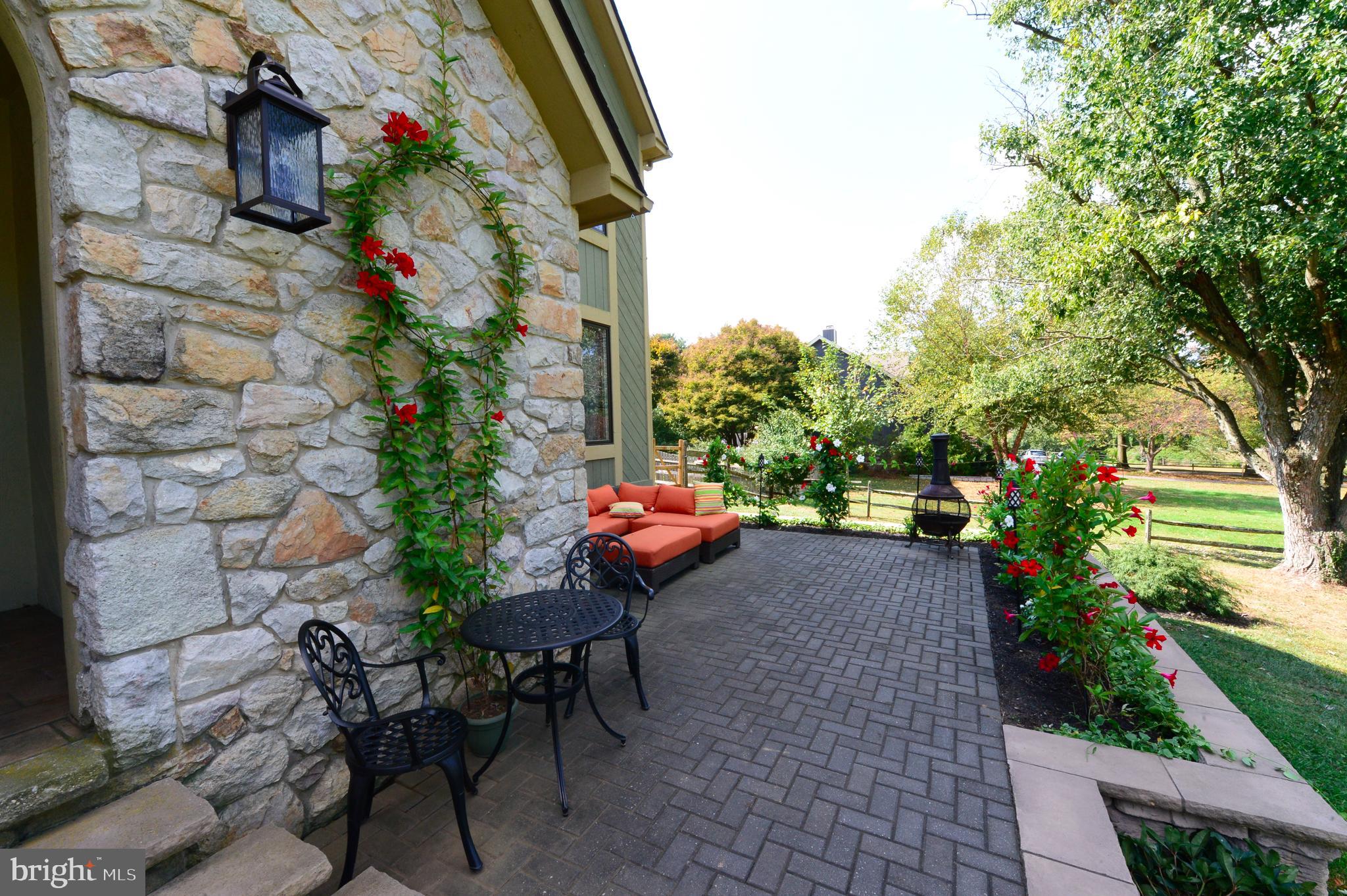 867 Frank Road West Chester, PA 19380 - Photo 3 of 42 Gallery Image 3