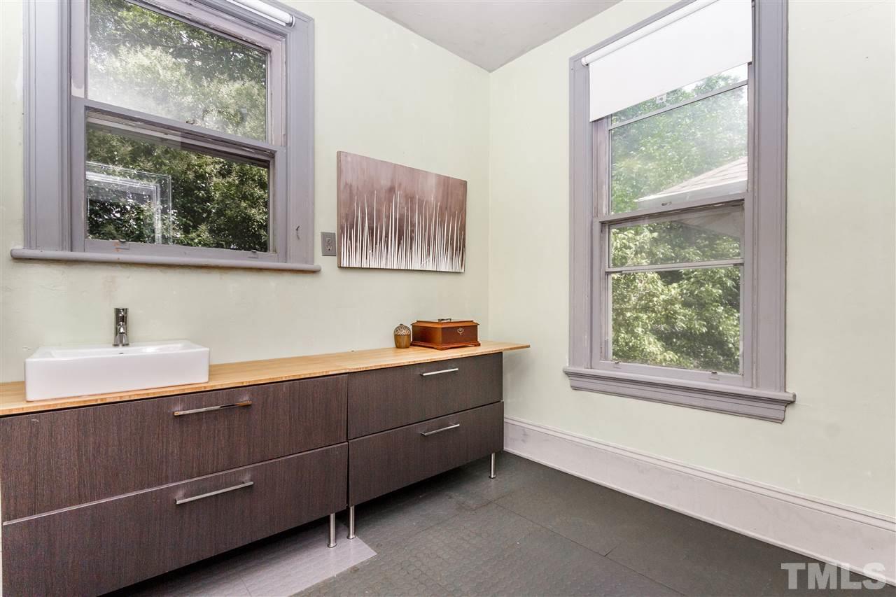 15 Enterprise Street Raleigh, NC 27607 - Photo 10 of 25
