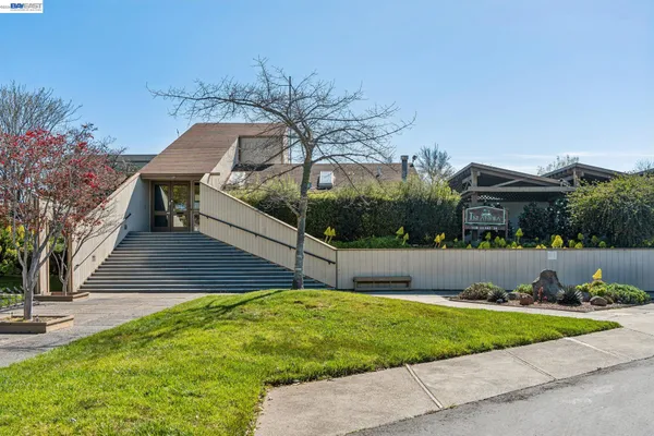 $719,000 | 1149 Bismarck Lane, Alameda, CA 94502