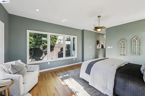 $1,095,000 | 1211 Court Street, Alameda, CA 94501