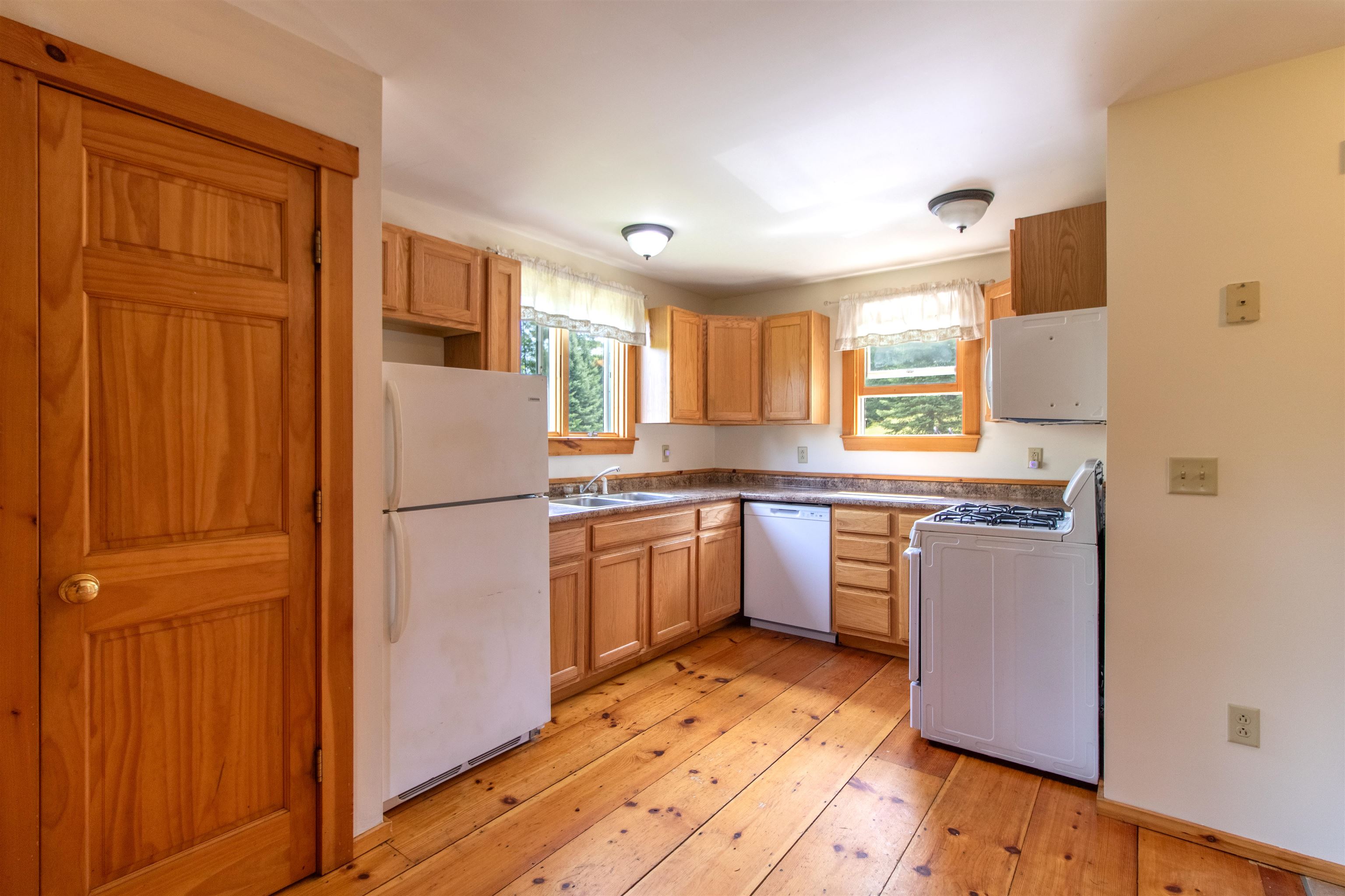 270 Kirby Road, Unit 3 Burke, VT 05832 - Photo 6 of 16