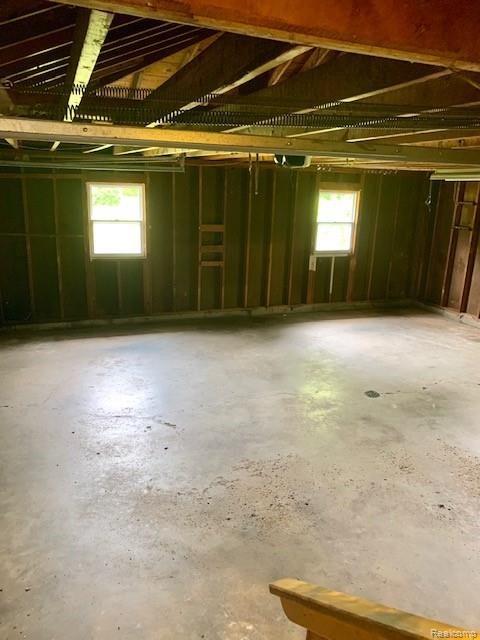 5254 Van Slyke Road Flint, MI 48507 - Photo 35 of 44 Garage 23 x 25